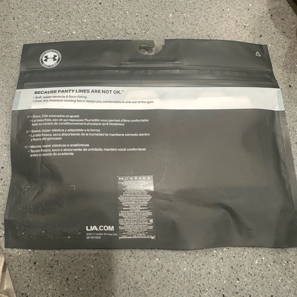 Under Armour women’s underwear- Black, Tan, Cream -3 Pack - Picture 3 of 4